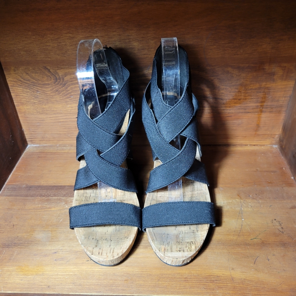 BCBGERATION Bevlea-X Wedge Heel 7 - Picture 3 of 7